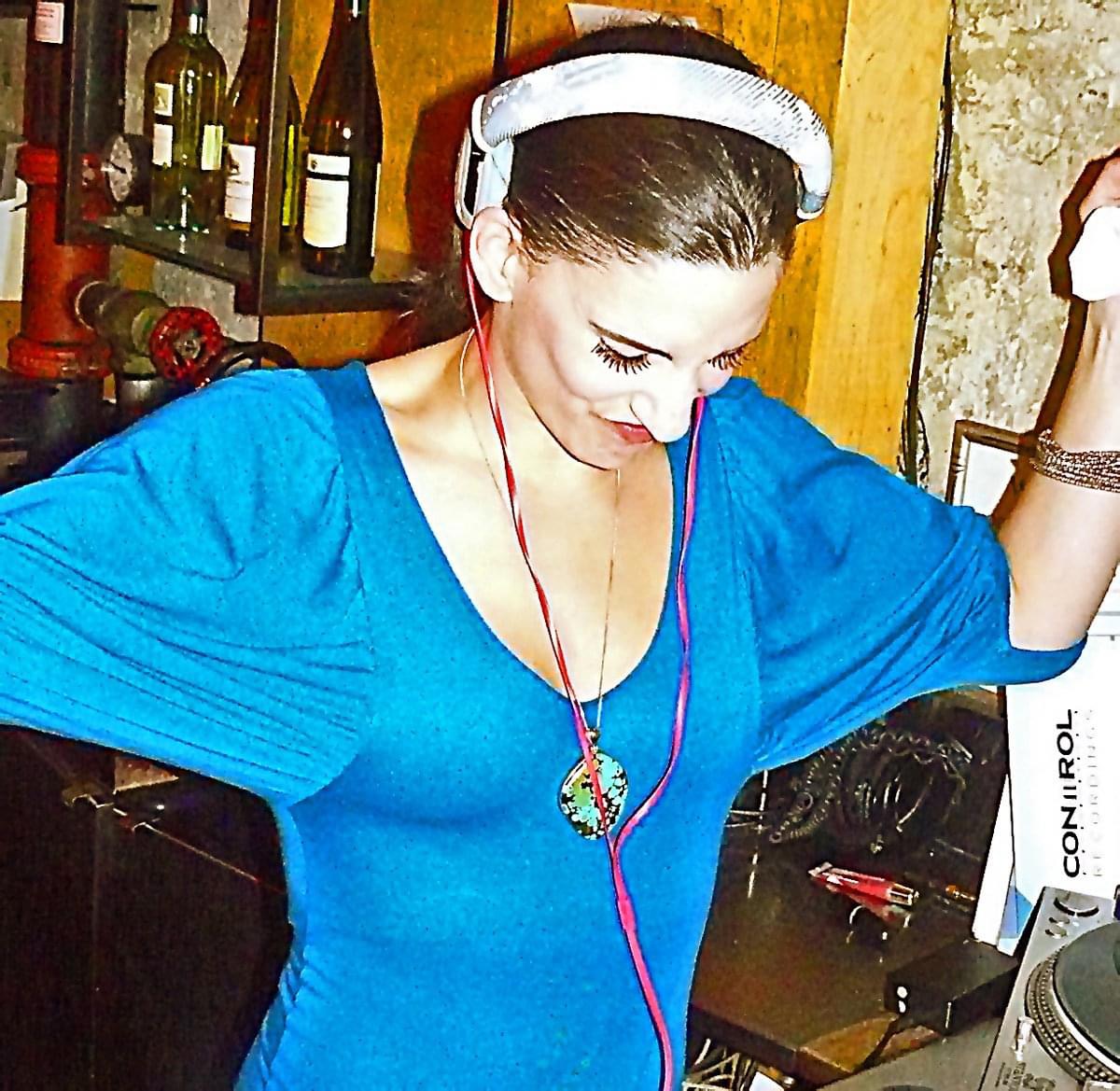 DJ Shiva Tiffany performance portrait